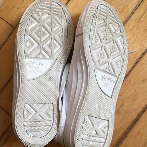 White Converse - Picture 3 of 4